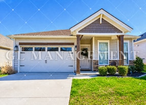 6412 Valley Brook Trace in Utica, KY - Building Photo