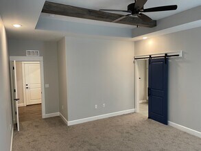 1218 Little Knife Dr in Lawrence, KS - Building Photo - Building Photo