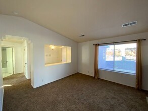 10429 Milano St NW in Albuquerque, NM - Building Photo - Building Photo
