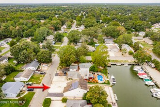 410 Hemlock Dr in Lanoka Harbor, NJ - Building Photo - Building Photo