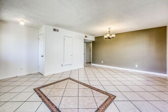 1081 Green Lilac Cir in El Paso, TX - Building Photo - Building Photo