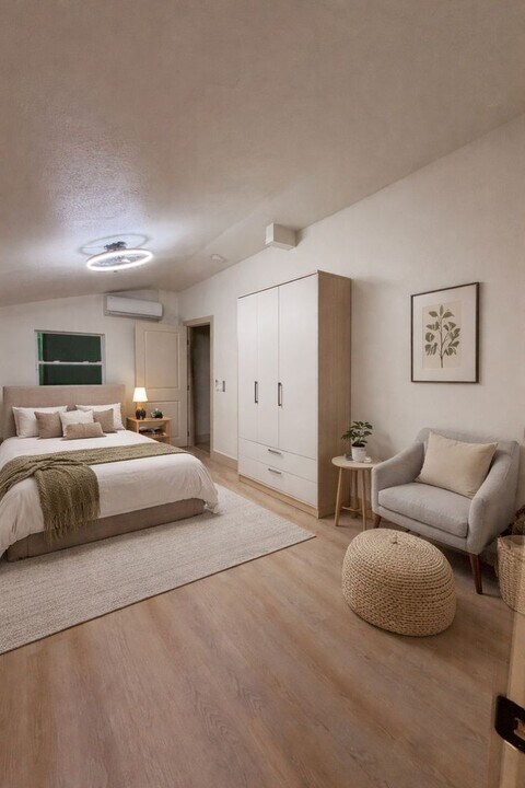 1204 E Hamilton Ave in Tampa, FL - Building Photo