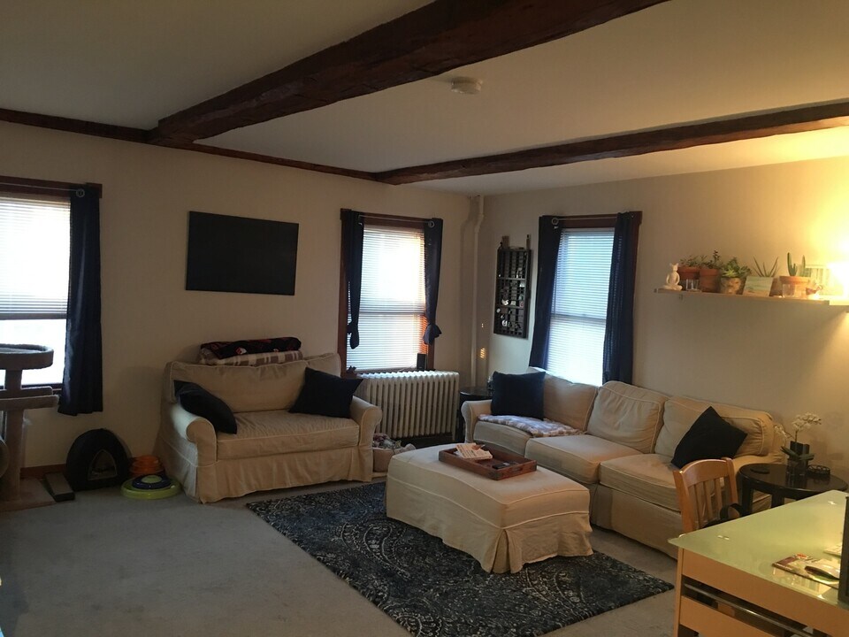 1 Bartlett St in Beverly, MA - Foto de edificio