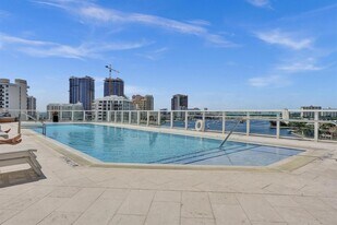 401 N Birch Rd, Unit 502 in Fort Lauderdale, FL - Building Photo