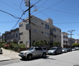 1661 Greenwich St in San Francisco, CA - Building Photo - Building Photo