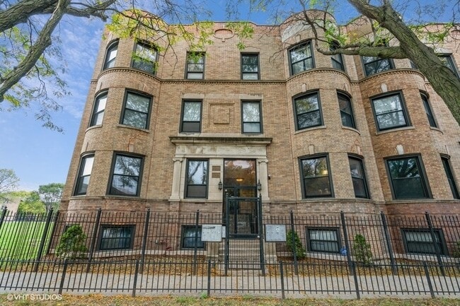 property at 5201 S Indiana Ave