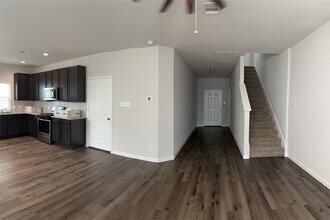 22007 Sovereign Hts Ln. in Houston, TX - Building Photo - Building Photo