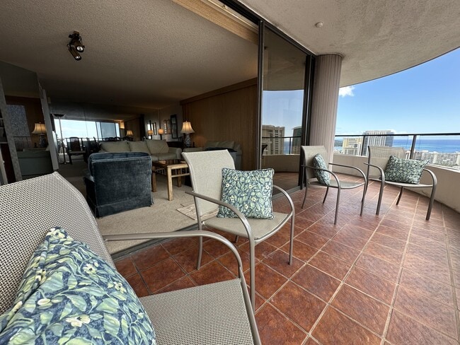 property at 1910 Ala Moana Blvd