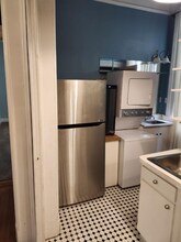 2417 St Charles Ave in New Orleans, LA - Building Photo - Building Photo