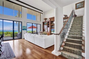 2000 N Ocean Blvd in Boca Raton, FL - Building Photo