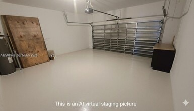 1010 SW Dubuque Ave in Port St. Lucie, FL - Foto de edificio - Building Photo