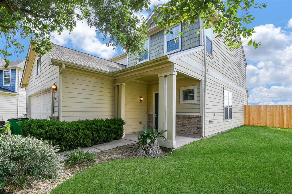 3043 Feather Green Trail in Fresno, TX - Building Photo