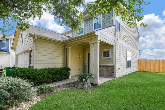 3043 Feather Green Trail
