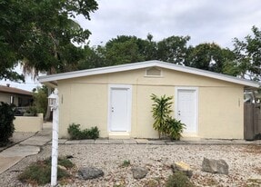 1027 N H St, Unit 1027 in Lake Worth, FL - Building Photo