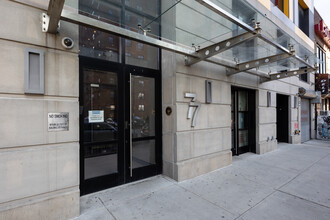 77 E 110th St in New York, NY - Building Photo - Building Photo