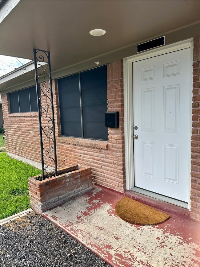 4115 Lillian St, Unit Lillian #2