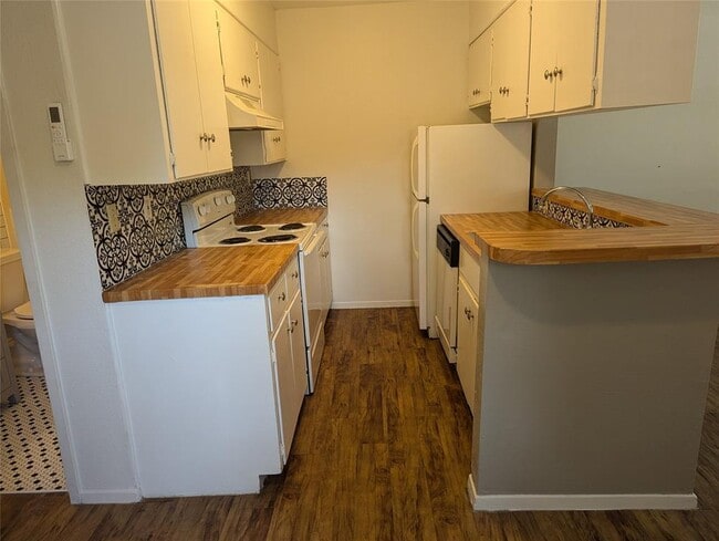 property at 3119 Tom Green St