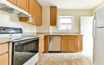 1168 Jancey St, Unit 1st floor in Pittsburgh, PA - Building Photo - Building Photo