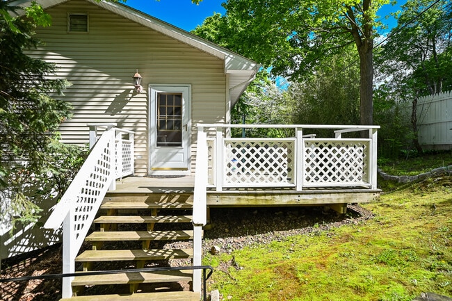 3 Linden Pl in Vernon, CT - Foto de edificio - Building Photo