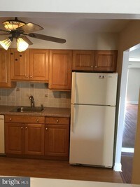44203 Delaire Landing Rd photo'