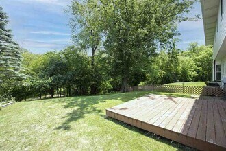 1140 S Bluemound Dr, Unit 1140 in Appleton, WI - Building Photo - Building Photo