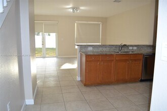 9208 SW 170th Path in Miami, FL - Building Photo - Building Photo