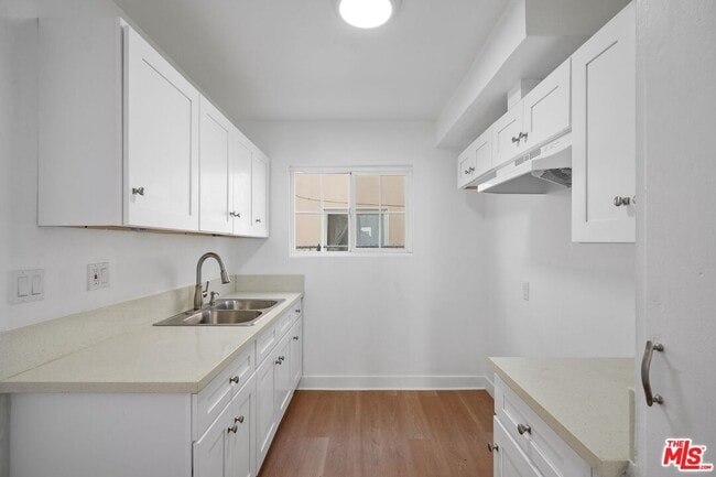 property at 8150 Sepulveda Pl