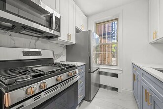 124-16 84th Rd in Queens, NY - Building Photo - Building Photo