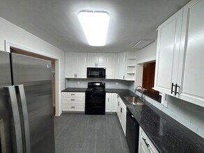 2112 High Rd in Tallahassee, FL - Building Photo - Building Photo