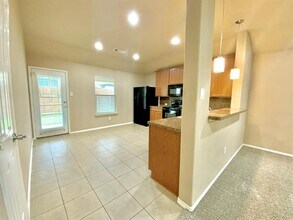 421 Goldstone Ln in Fort Worth, TX - Building Photo - Building Photo