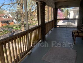 434 W Cook St in Springfield, IL - Building Photo - Building Photo