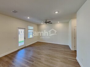 5932 Pinewood Ests Dr in St. Cloud, FL - Building Photo - Building Photo