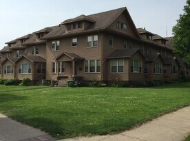 Townhomes at Monroe and Crossman in Rochester, NY - Building Photo