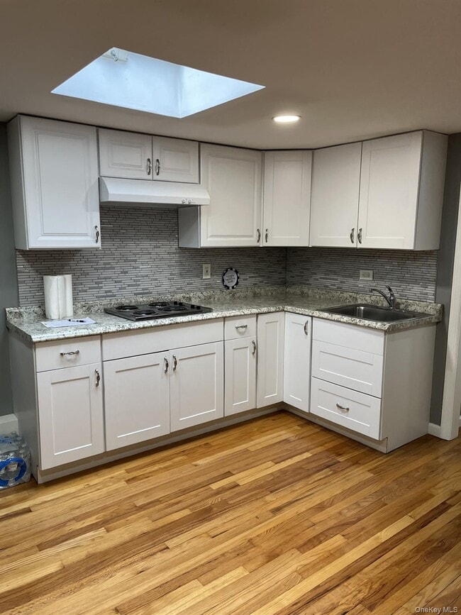 24 Waterside Ave in Northport, NY - Building Photo - Building Photo