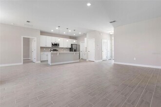 2311 NW 37th Ave in Cape Coral, FL - Building Photo - Building Photo