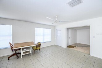 510 Sharon Cir in Port Charlotte, FL - Building Photo - Building Photo