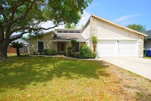 3218 Morning Trail in San Antonio, TX - Building Photo