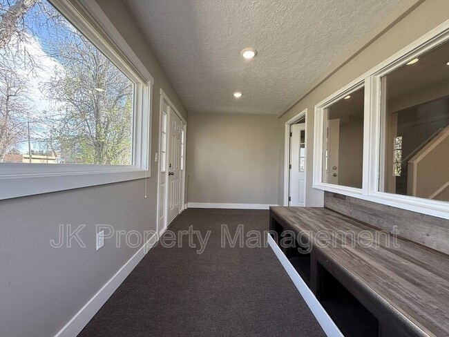 1120 1st Ave S in Great Falls, MT - Building Photo - Building Photo
