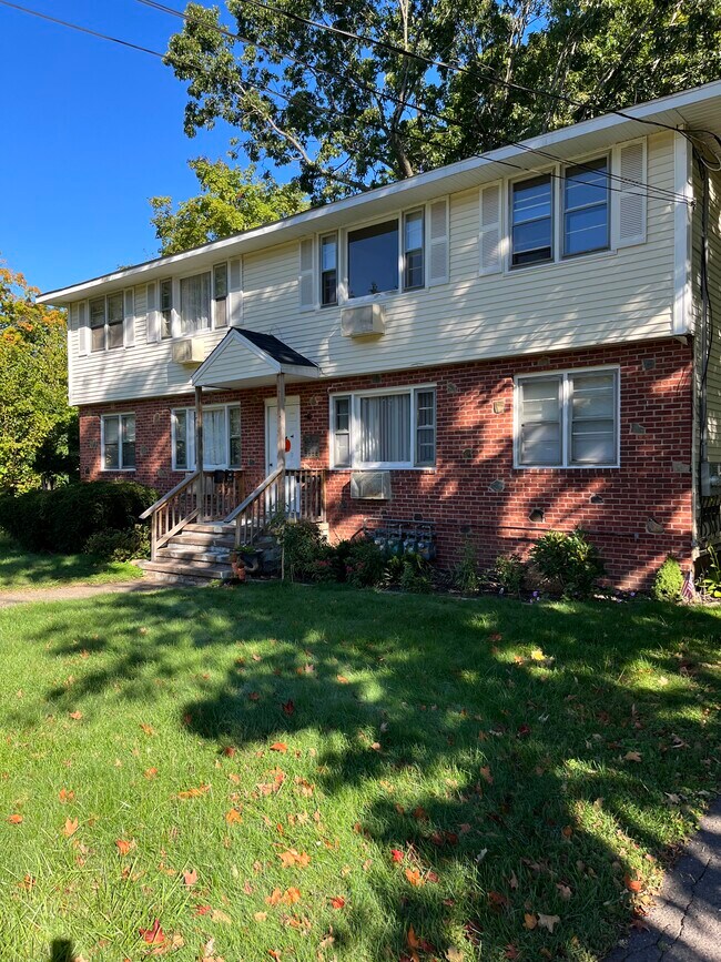 34 High St Rentals in Wallingford, CT