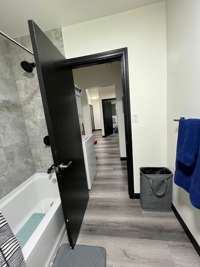 5835 Carlton Way in Los Angeles, CA - Building Photo - Building Photo