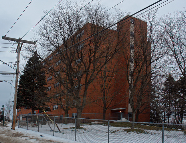 Colonial Apartments I & II in Rome, NY - Building Photo - Building Photo