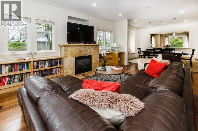 3105 W 15th Ave in Vancouver, BC - Building Photo - Building Photo