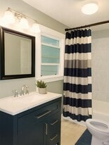 829 Hunt Ave in St Helena, CA - Building Photo