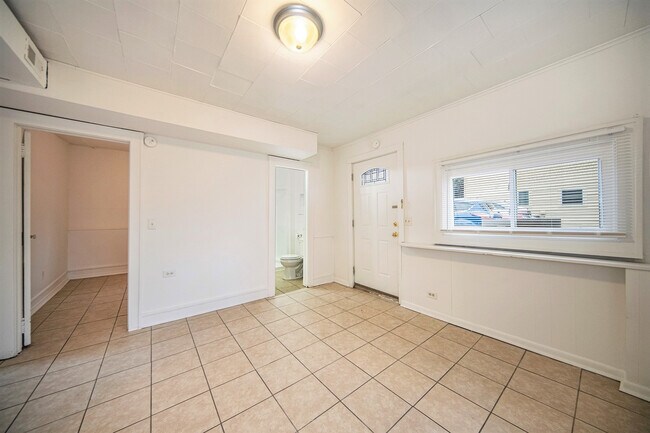 401 Pauline Blvd-Unit -Cottage in Ann Arbor, MI - Building Photo - Building Photo
