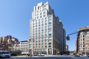 2255 Broadway in New York, NY - Building Photo - Building Photo