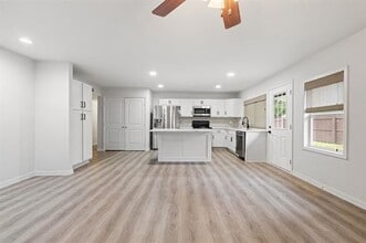 3440 Westminster Dr in Plano, TX - Building Photo - Building Photo