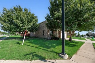 1501 Martin Creek Dr in Little Elm, TX - Building Photo - Building Photo