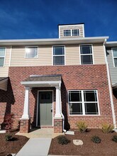 2052 Sunflower Dr in Spring Hill, TN - Building Photo - Building Photo