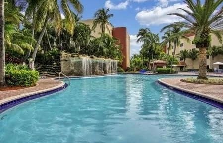 property at 9517 Fontainebleau Blvd