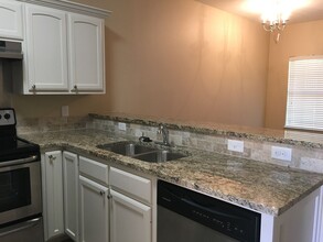 115 Pinebrook Pl in Longview, TX - Building Photo - Building Photo